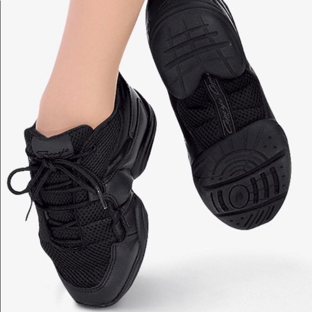 Capezio Fierce dance sneaker
